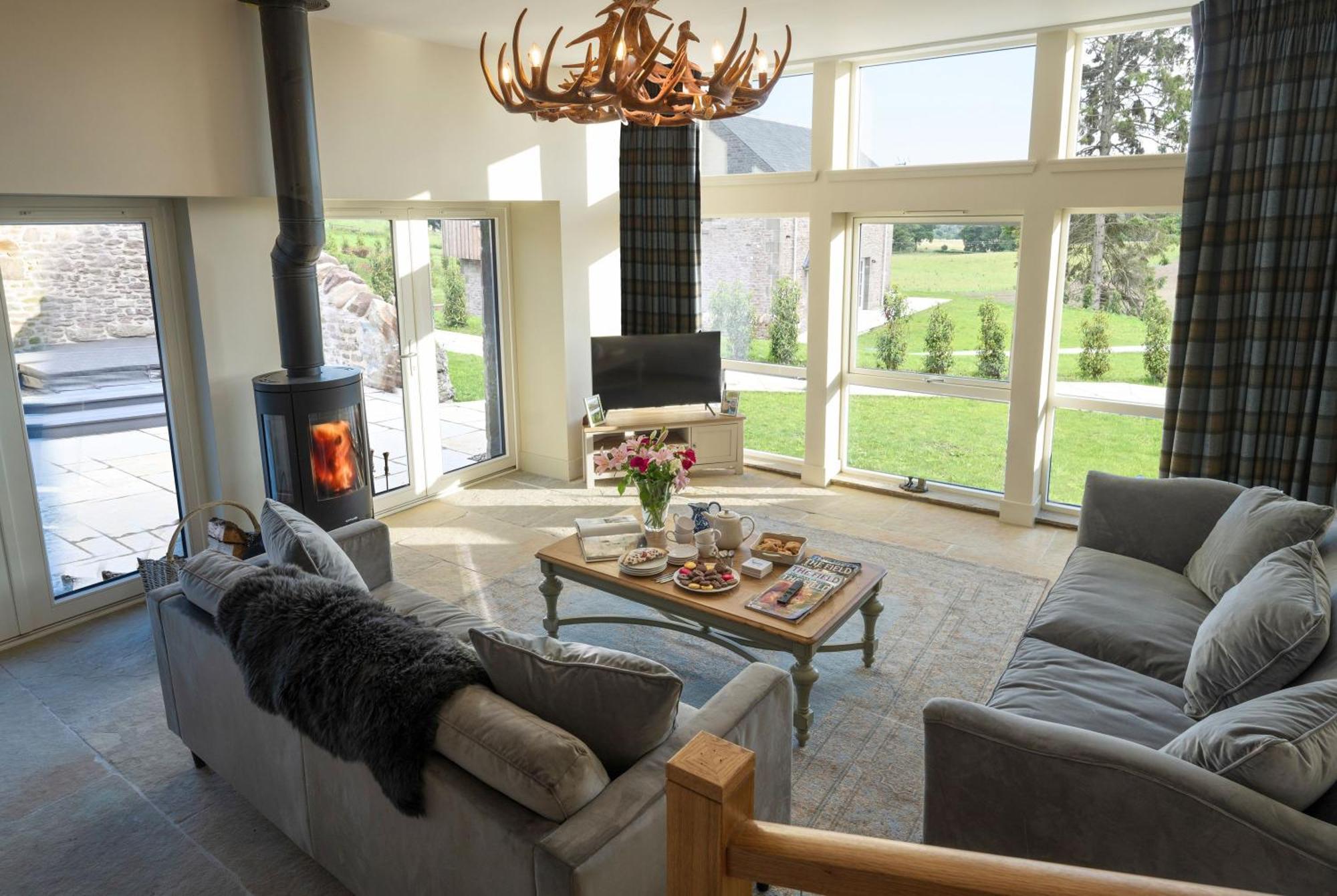 Milton Farm Villa Buchanty Екстериор снимка